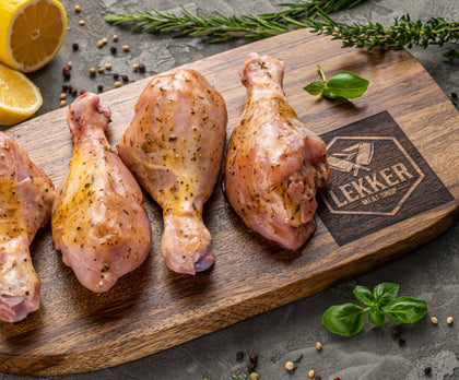 LEKKER MEAT SHOP CHICKEN DRUMSTICKS (GARLIC & HERB) 500G