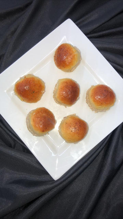 Mini chicken buns 6pcs